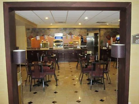Radisson Hotel 3*