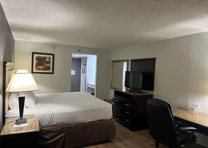 Radisson Hotel 3*